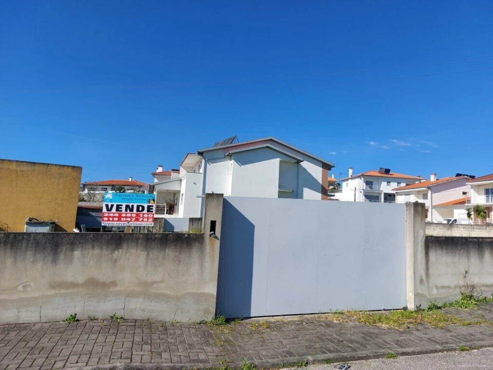 Terreno para Venda em Regueira de Pontes Foto 4