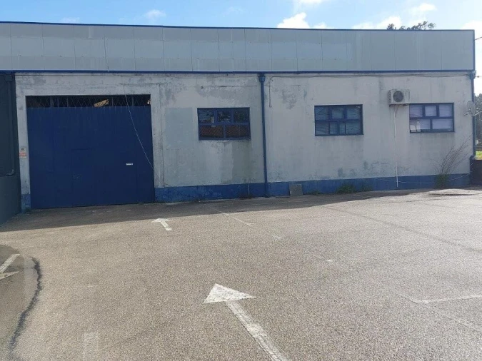 Prédio para Venda em Monte Redondo e Carreira Foto 9