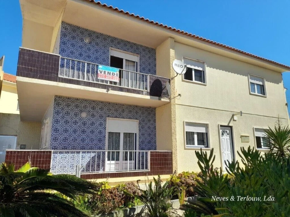Moradia T11 para Venda em Coimbrão Foto 3
