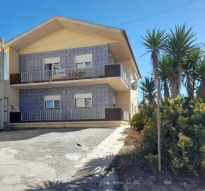 Moradia T11 para Venda em Coimbrão