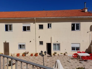 Moradia T11 para Venda em Coimbrão