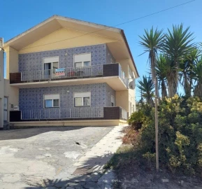 Moradia T11 para Venda em Coimbrão