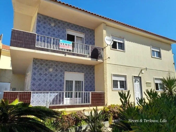 Moradia T11 para Venda em Coimbrão Foto 3