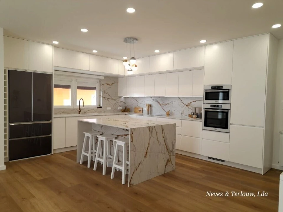 Moradia T5 para Venda em Carriço Foto 13