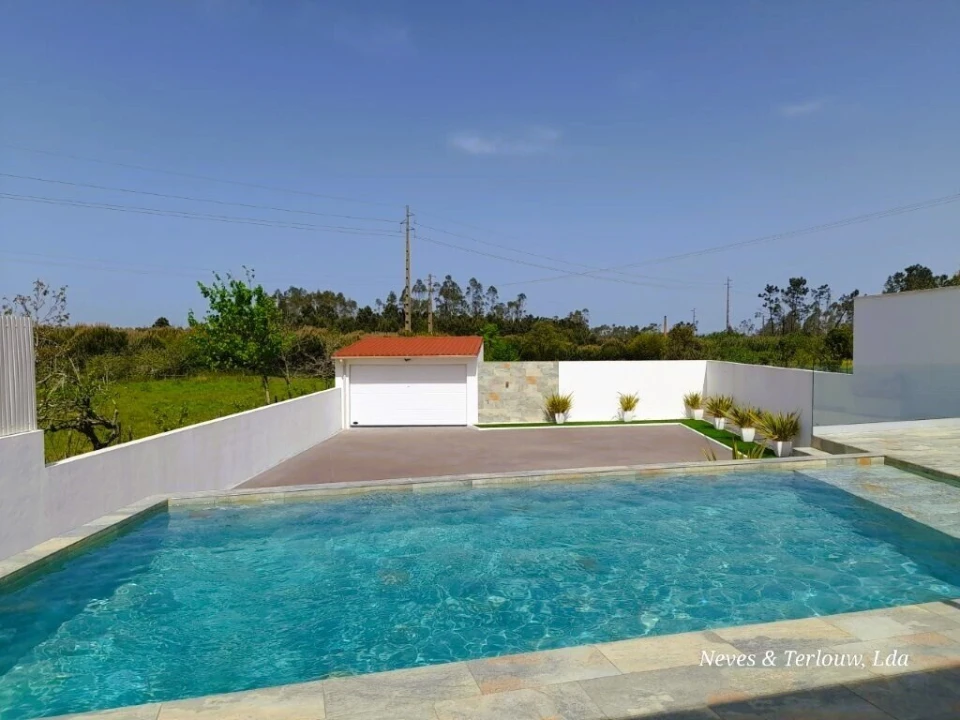 Moradia T5 para Venda em Carriço Foto 37