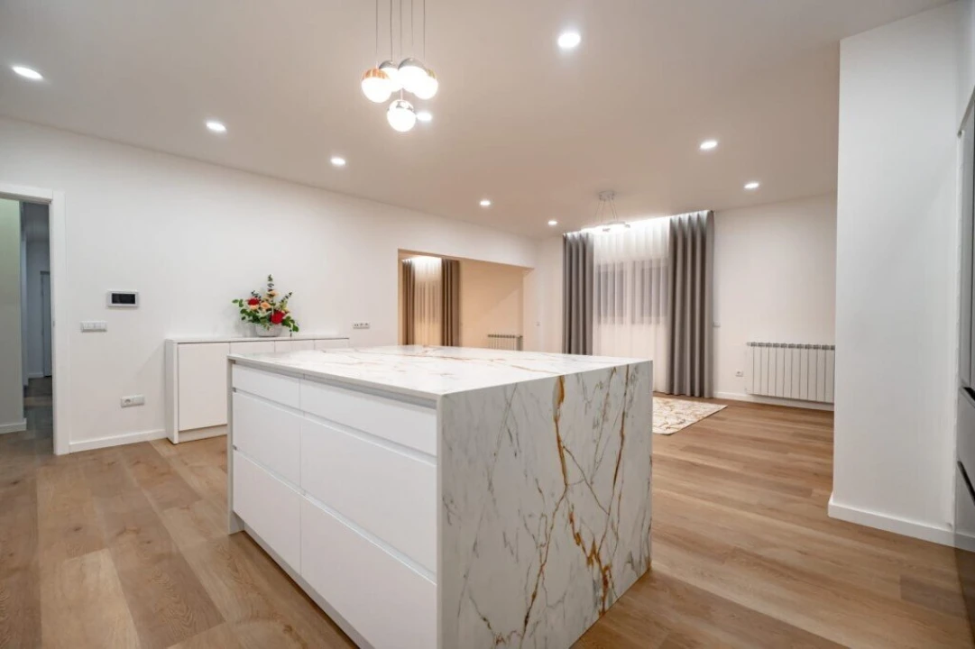 Moradia T5 para Venda em Carriço Foto 14