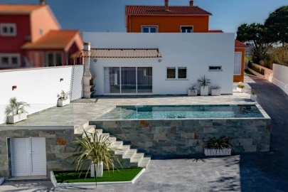 Moradia T5 para Venda em Carriço