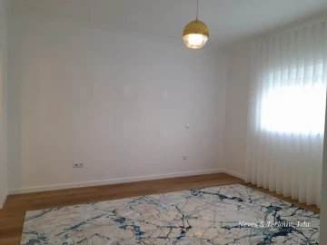 Moradia T5 para Venda em Carriço