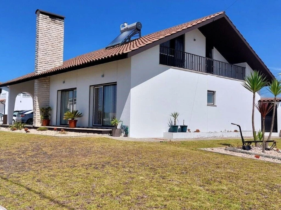 Moradia T5 para Venda em Guia, Ilha e Mata Mourisca Foto 3