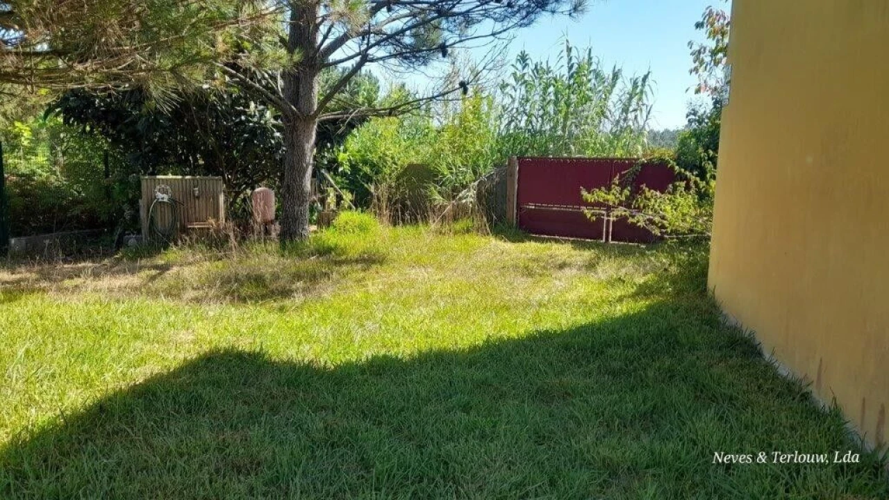 Moradia T3 para Venda em Monte Redondo e Carreira Foto 41