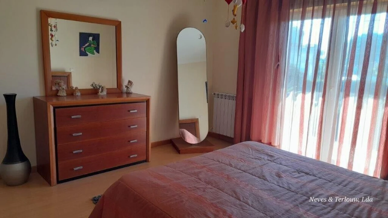 Moradia T3 para Venda em Monte Redondo e Carreira Foto 27