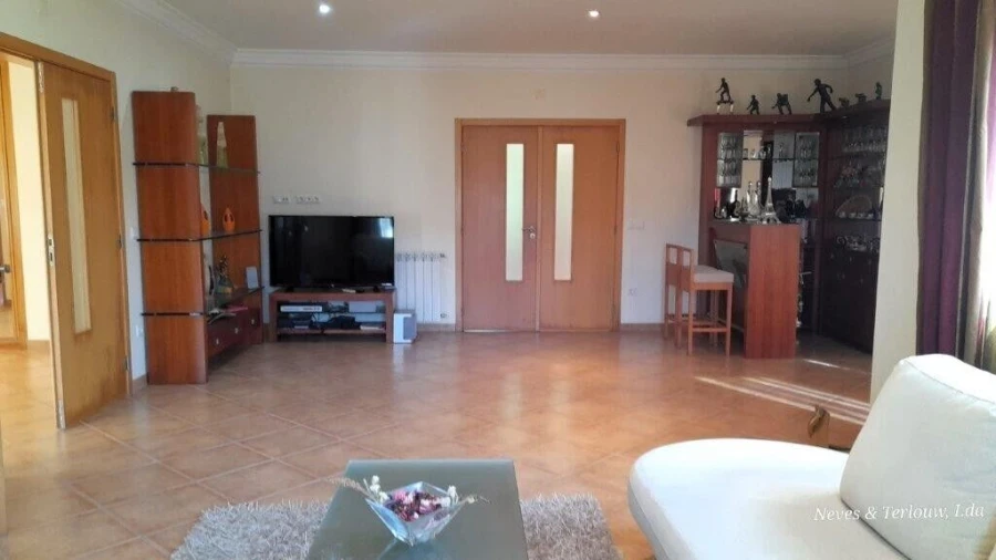 Moradia T3 para Venda em Monte Redondo e Carreira Foto 10