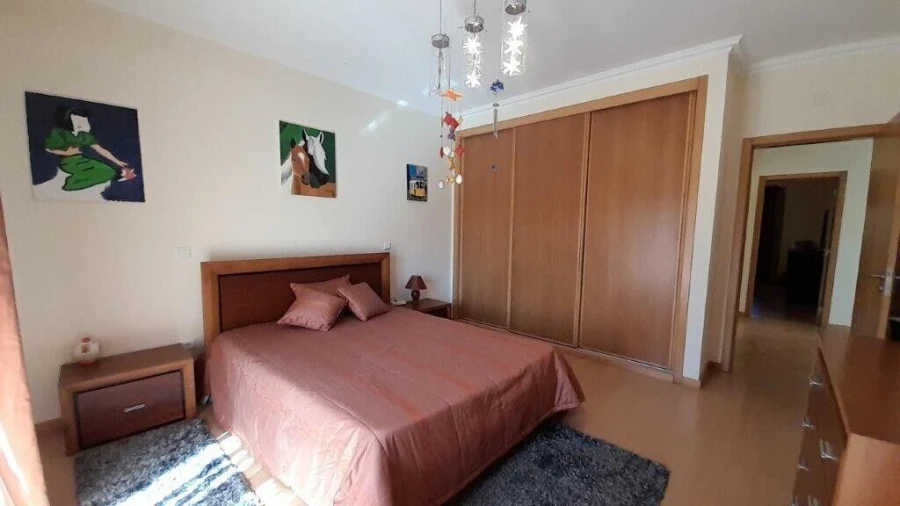 Moradia T3 para Venda em Monte Redondo e Carreira Foto 26