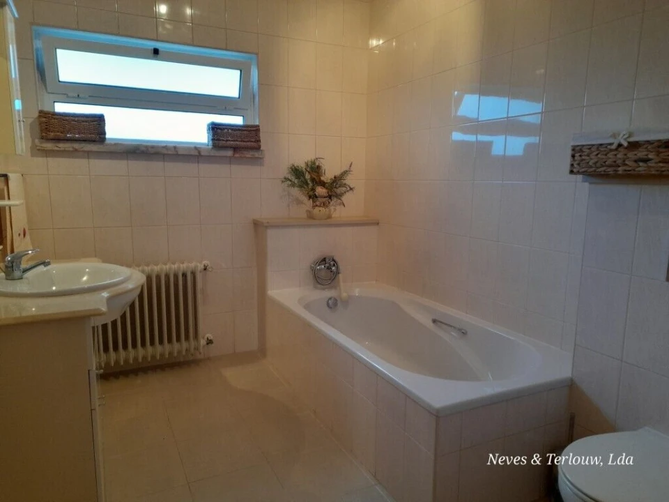 Moradia T6 para Venda em Monte Redondo e Carreira Foto 21