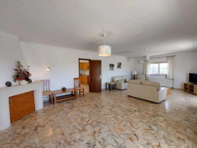 Moradia T6 para Venda em Monte Redondo e Carreira Foto 33