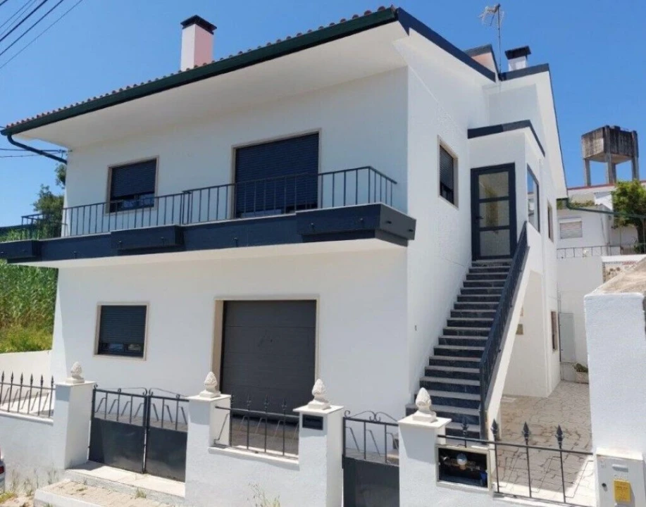 Moradia T3 para Venda em Leiria, Pousos, Barreira e Cortes Foto 2