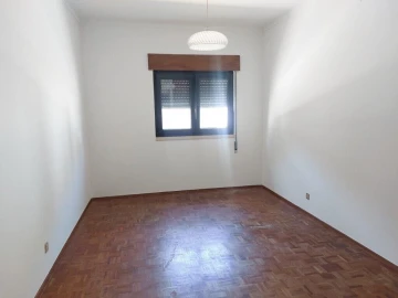 Moradia T3 para Venda em Leiria, Pousos, Barreira e Cortes