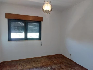 Moradia T3 para Venda em Leiria, Pousos, Barreira e Cortes