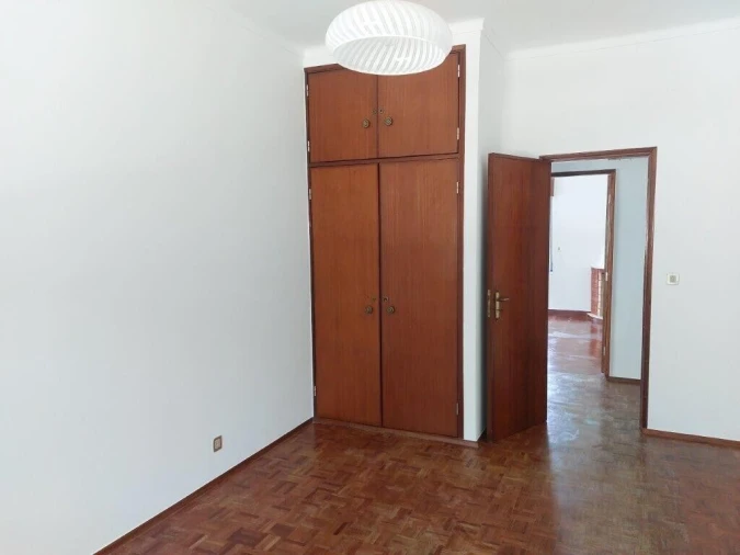 Moradia T3 para Venda em Leiria, Pousos, Barreira e Cortes Foto 10