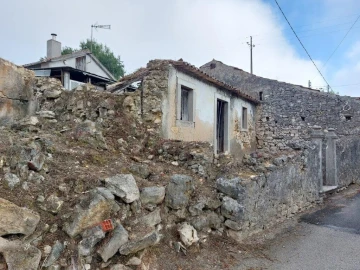 Moradia T0 para Venda em São Martinho de Árvore e Lamarosa