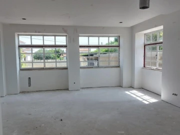 Moradia T3 para Venda em Coimbrão