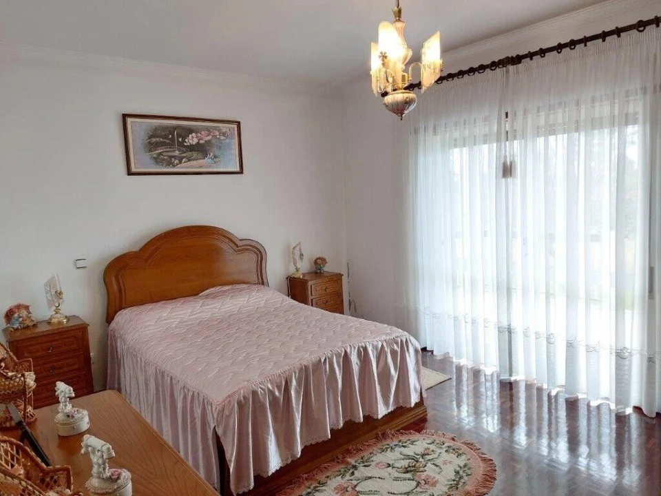 Moradia T4 para Venda em Monte Redondo e Carreira Foto 20