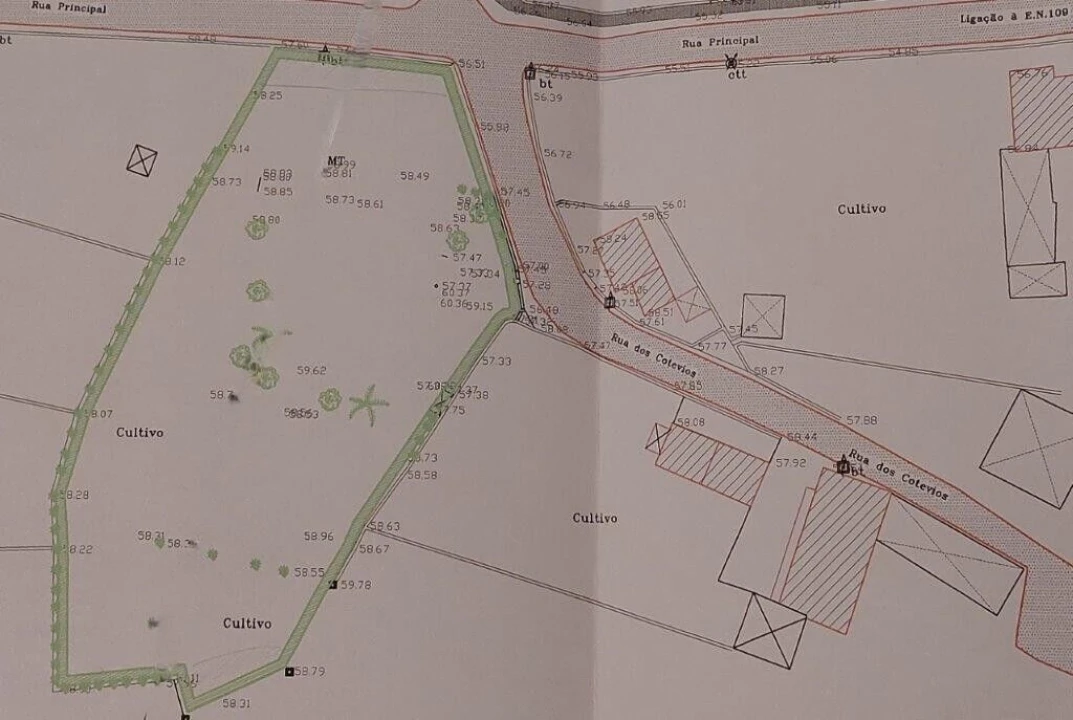 Moradia T4 para Venda em Monte Redondo e Carreira Foto 50