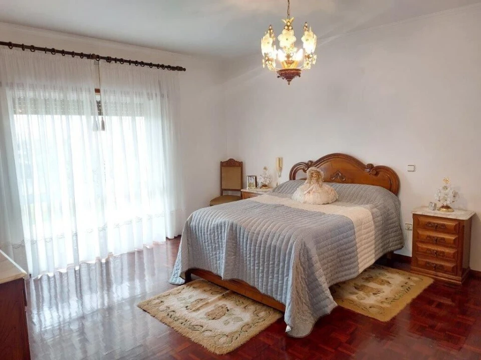 Moradia T4 para Venda em Monte Redondo e Carreira Foto 19