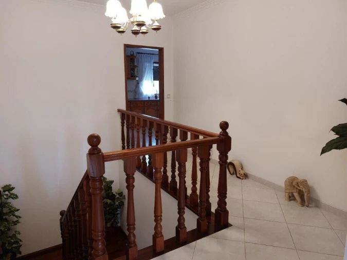 Moradia T4 para Venda em Monte Redondo e Carreira Foto 24