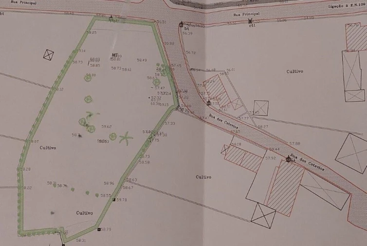 Moradia T4 para Venda em Monte Redondo e Carreira Foto 50