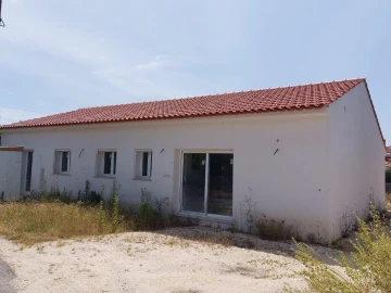 Moradia T3 para Venda em Coimbrão