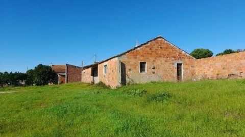 Terreno para Venda em Souto da Carpalhosa e Ortigosa