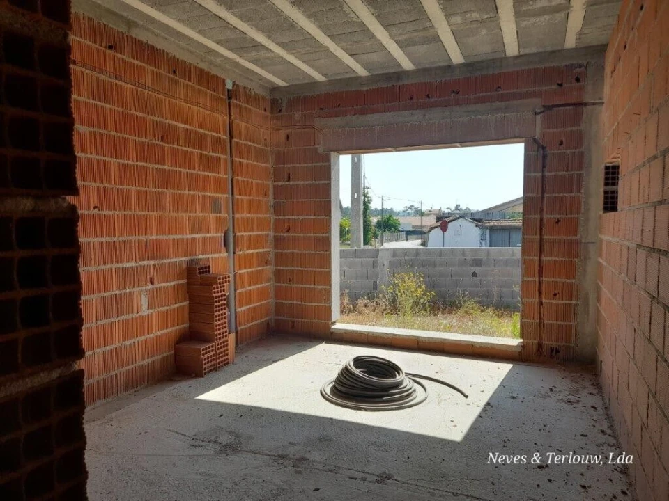 Moradia T3 para Venda em Monte Redondo e Carreira Foto 11