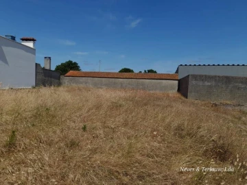 Terreno para Venda em Monte Redondo e Carreira