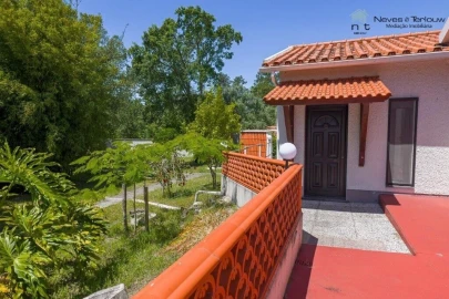 Moradia T3 para Venda em Coimbrão
