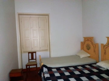 Moradia T6 para Venda em Coimbrão