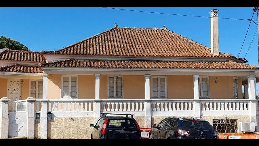 Moradia T6 para Venda em Coimbrão