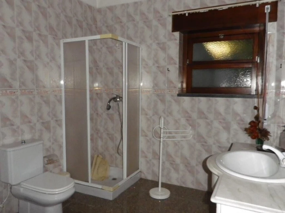 Moradia T5 para Venda em Monte Redondo e Carreira Foto 33