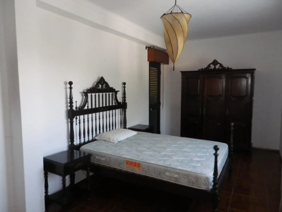 Moradia T5 para Venda em Monte Redondo e Carreira Foto 17