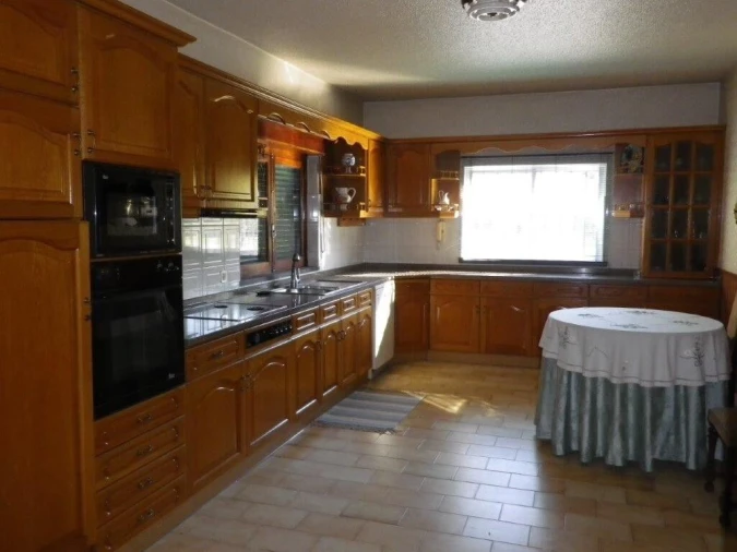 Moradia T5 para Venda em Monte Redondo e Carreira Foto 29