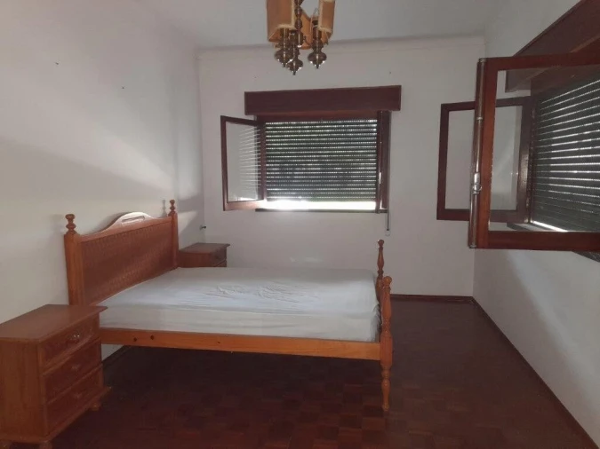 Moradia T5 para Venda em Monte Redondo e Carreira Foto 40