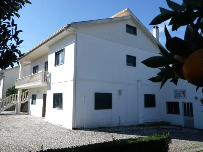 Moradia T5 para Venda em Monte Redondo e Carreira Foto 6