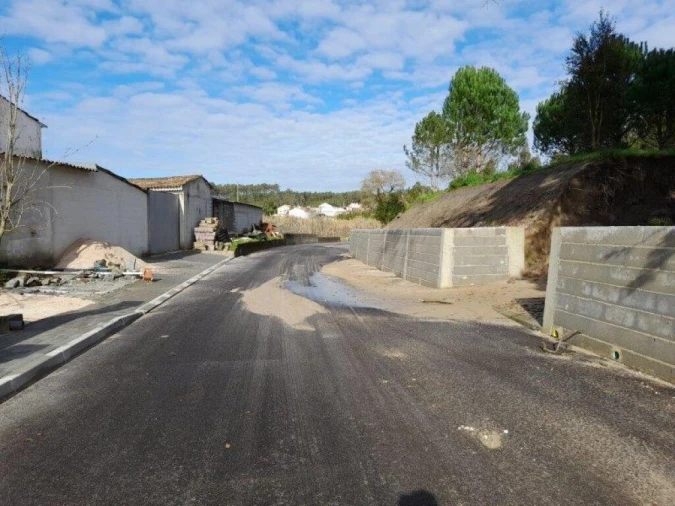 Terreno para Venda em Monte Redondo e Carreira Foto 12