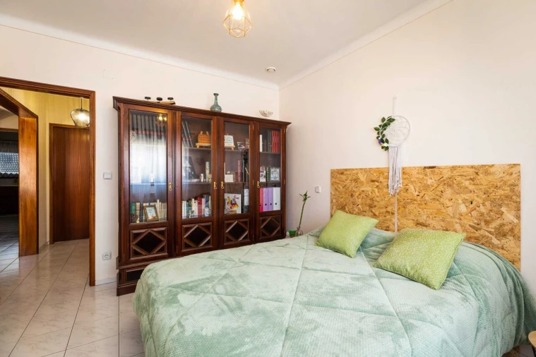 Moradia T4 para Venda em Vieira de Leiria Foto 8