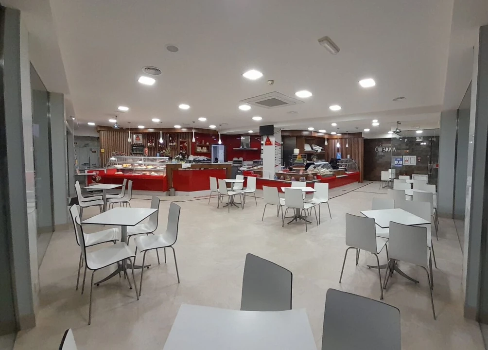 Loja para Venda em Vieira de Leiria Foto 2