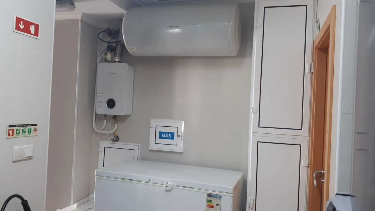 Loja para Venda em Vieira de Leiria Foto 9