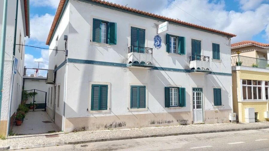 Prédio para Venda em Monte Real e Carvide Foto 5