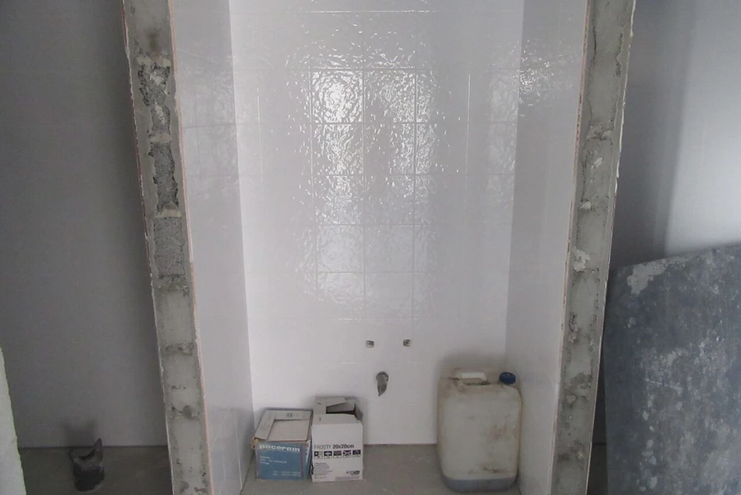 Loja para Arrendamento em Vieira de Leiria Foto 9