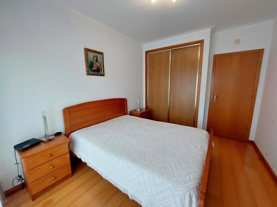 Apartamento T2 para Venda em São Martinho do Porto Foto 14