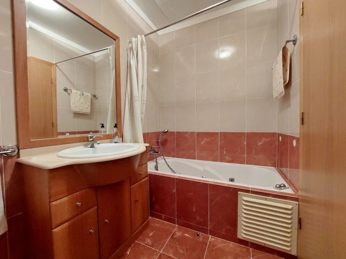 Apartamento T2 para Venda em São Martinho do Porto Foto 12